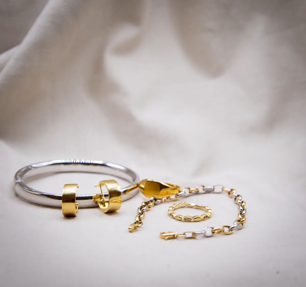 Parure jonc, créoles, bague et bracelet or et argent — Bijouterie Shiro